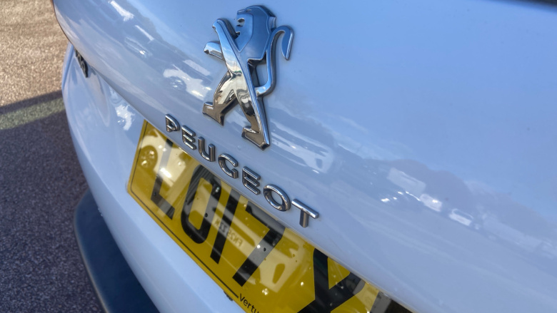 Peugeot 2008 1.6 BlueHDi 100 Allure 5dr Diesel Estate